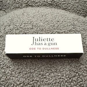 Juliette Has a Gun Ode to Dullness Fragrance